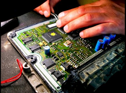 Диагностика и ремонт электронных блоков управления, компьютерных систем